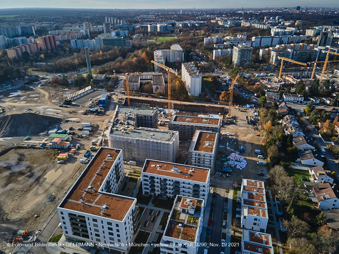 19.11.2021 - Luftbilder von der Baustelle Alexisquartier und Pandion Verde in Neuperlach